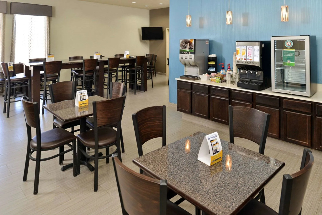 Western Inn & Suites