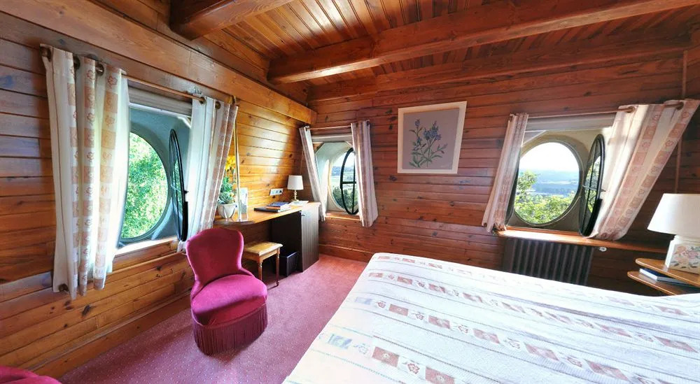 Relais Saint Roch Rest. La Petite Maison