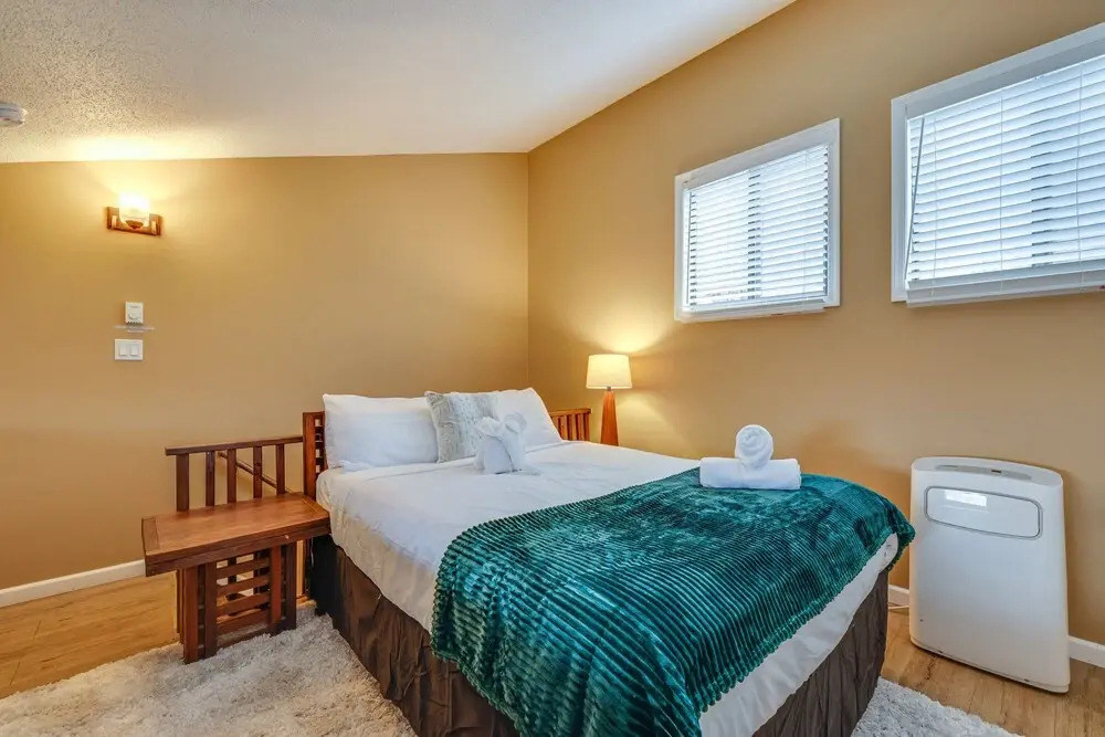 Pocono Paradise Ultimate Camelback Getaway 4 Bedroom Townhouse