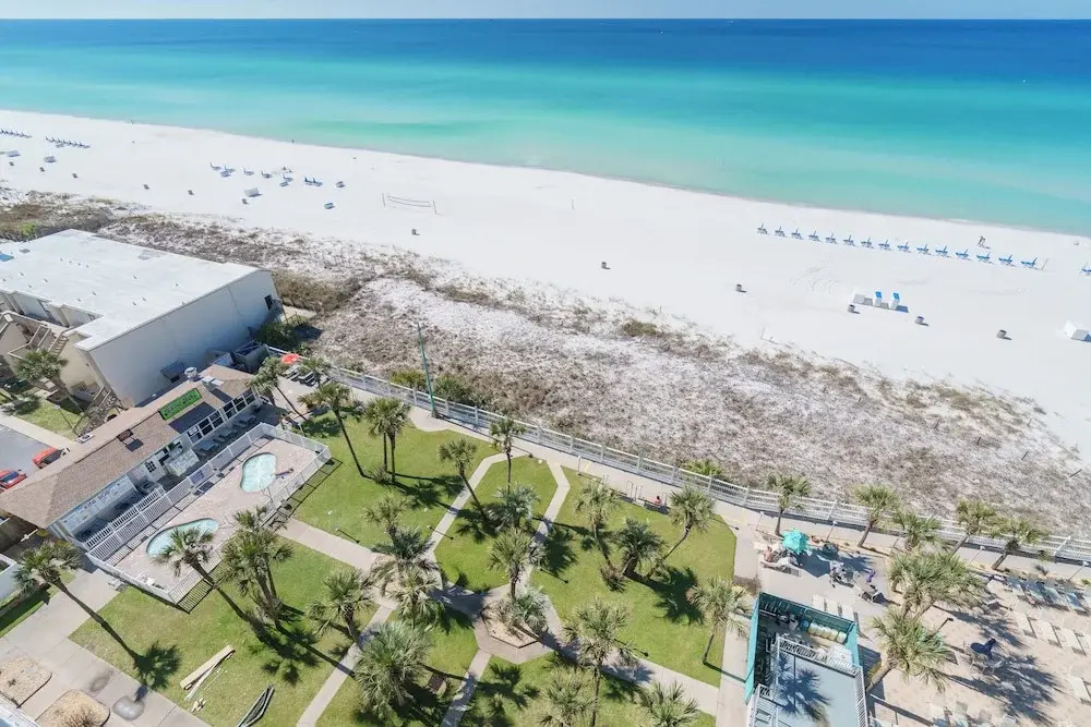Turtle Love Resort Amenities & Ocean Views!