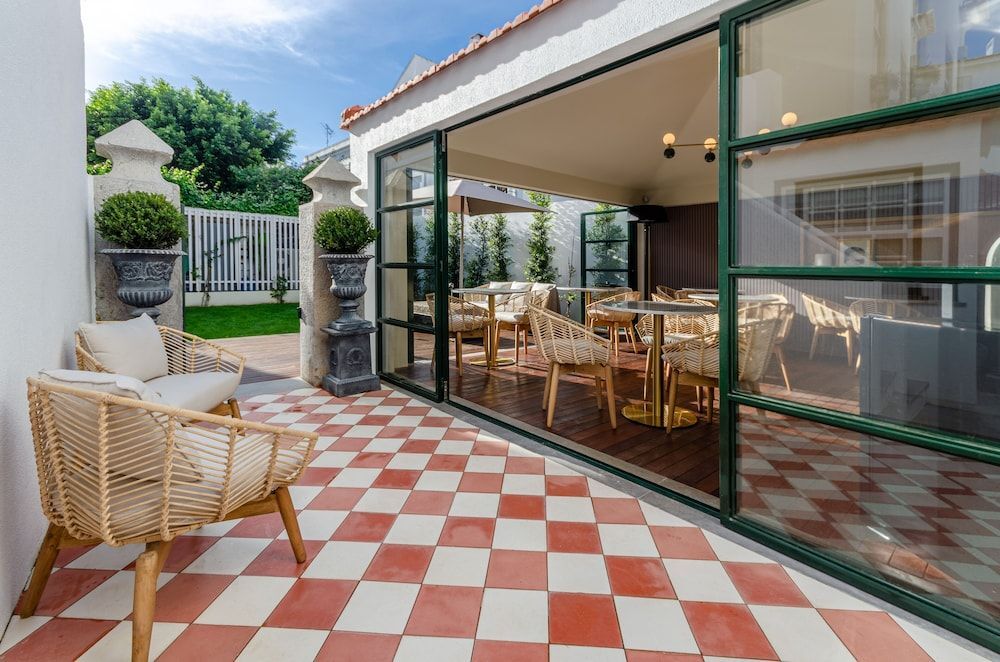 BCascais Boutique House by APT IIN Cascais Center