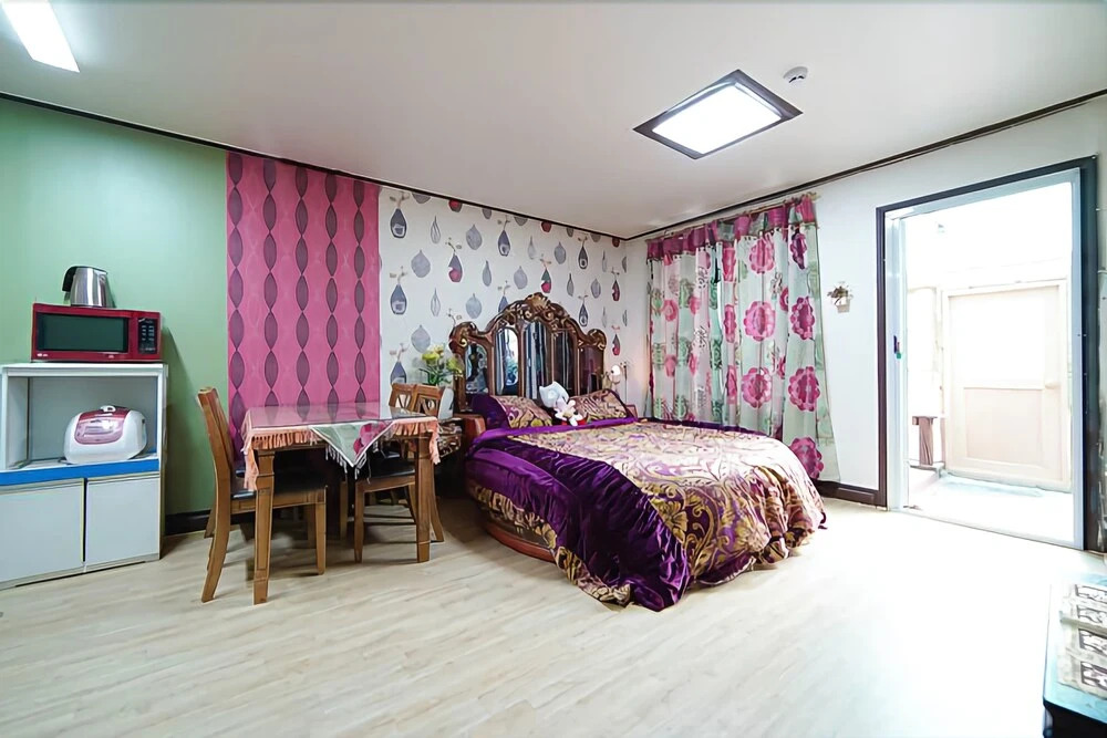 Gapyeong Mountain Or Sea Pension