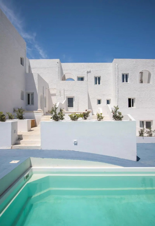 Отель Voca Hotel & Suites