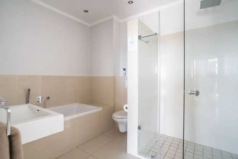 Four Seasons Apartments 2
