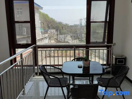 Hongwang Jiayuan Farm House