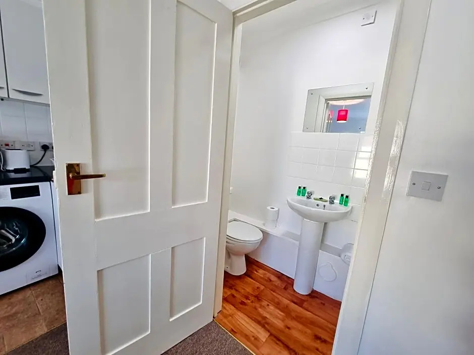 Darent Suite by Kasar Stays