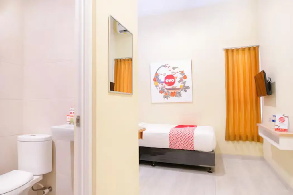Hotel O DeHome Family