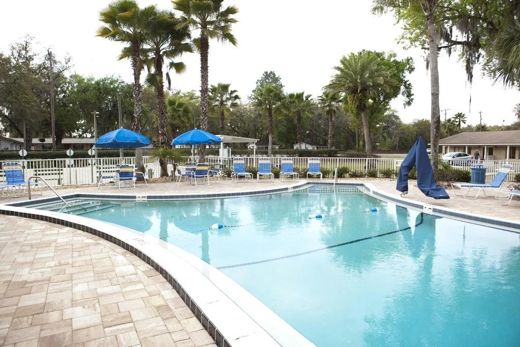 Tampa East RV Resort- Campground