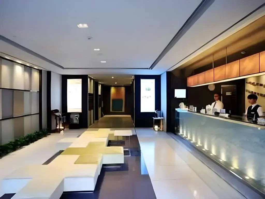 Jinjiang Inn Select Chongqing Railway Station Yangtze River View Branch
