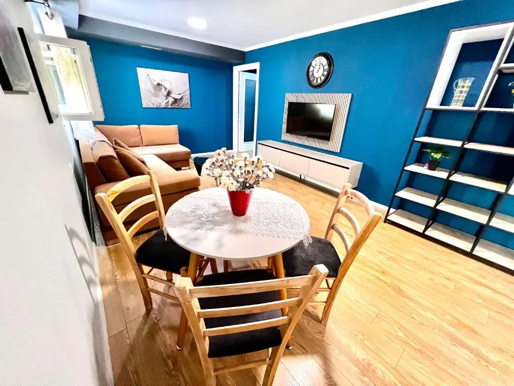 Genta apartment "21 Dhjetori"