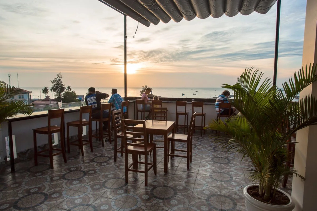Phu Hong Hotel