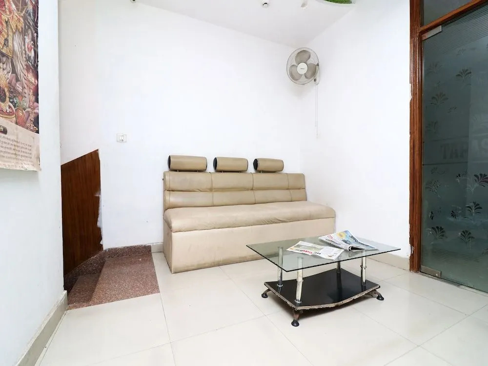 Oyo 24958 Hotel Dayal