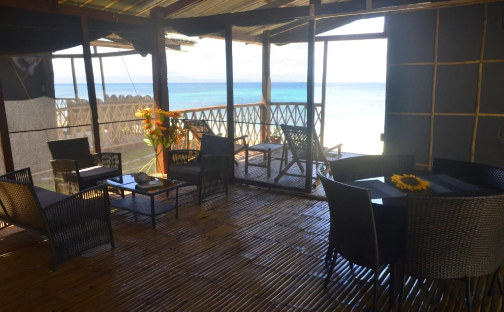 Tablas Point Resort