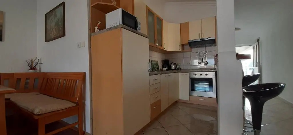 Apartments Hajl