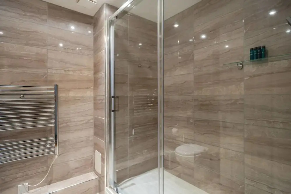 Modern 1 Bed, up to 4 Guests, Tower Bridge
