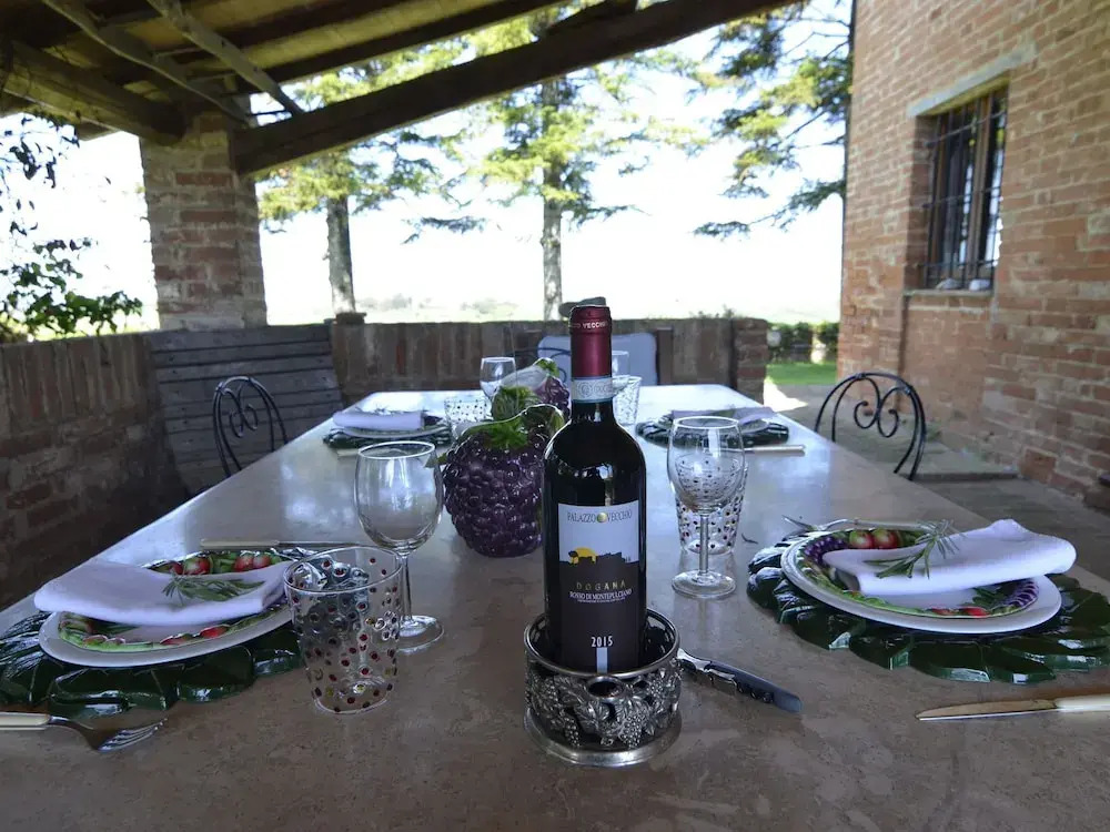 Pleasant Villa In Valiano With Terrace, Garden, Sun-Loungers