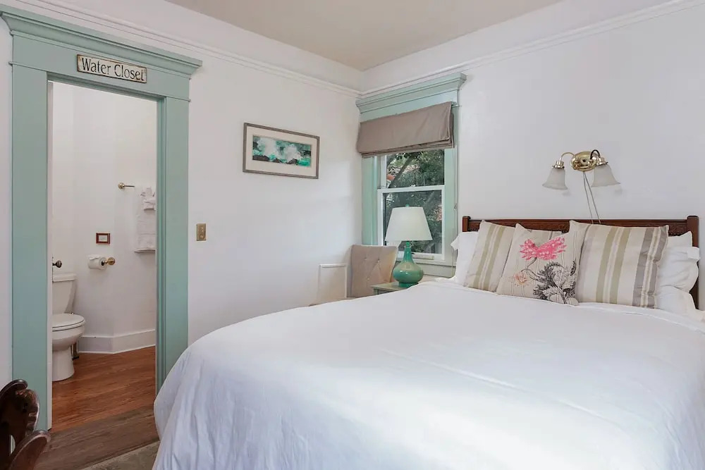 Corona Del Mar - 5 Br Home