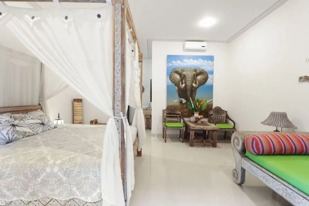 Grace villa 5 minutes walk to the beach