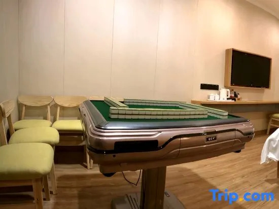 Yishang Hotel (Nanning Xiaojicun Subway Station)
