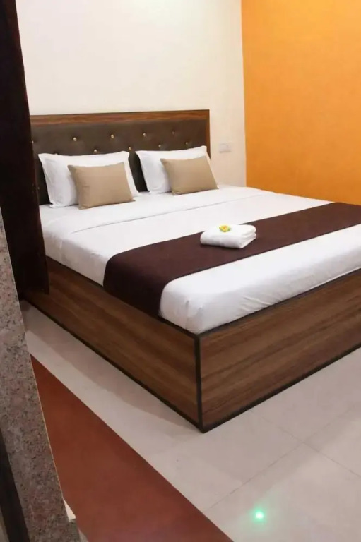 Hotel Shivoham