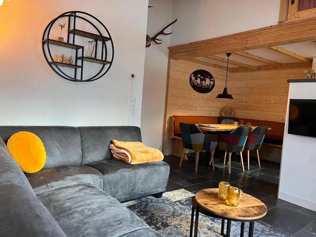 Chalet La Bosch, 7-persoons luxe eigen woning met privétuin