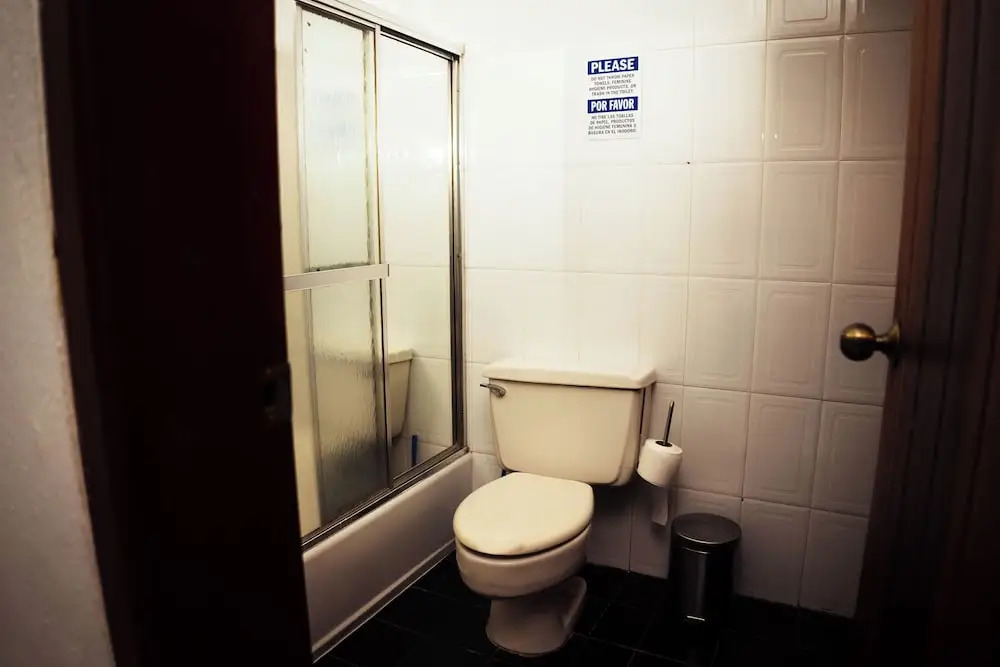 Residenciales H1 & H2 - Breakfast & Room Service - Airport close