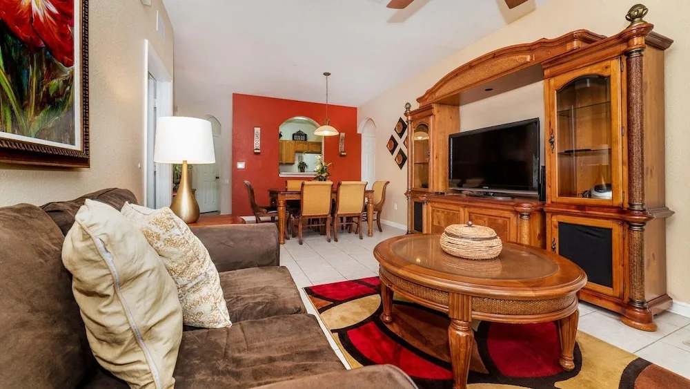 2788 Almaton Loop - 105
