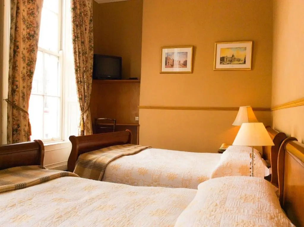 Harveys Guest House
