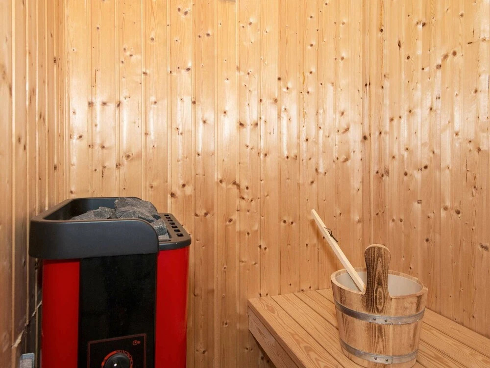 Cozy Holiday Home at Ebeltoft With Whirlpool and Sauna