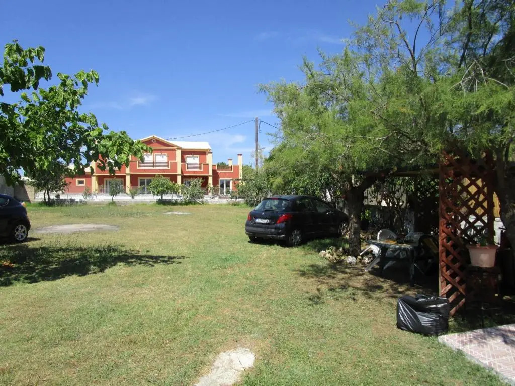 Pantelis Apartments