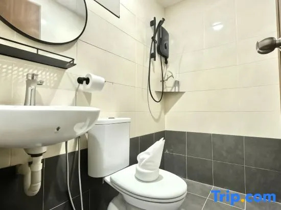 Swing & Pillows @ Salak Tinggi KLIA Transit 【Late Check Out + Open 24 Hour】