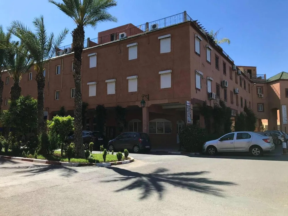 Apartment with 3 Bedrooms in Annakhil, Marrakech, with Shared Pool