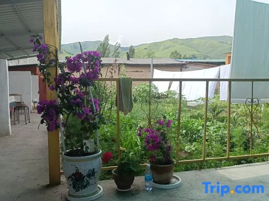 Nalati Flower Guest House