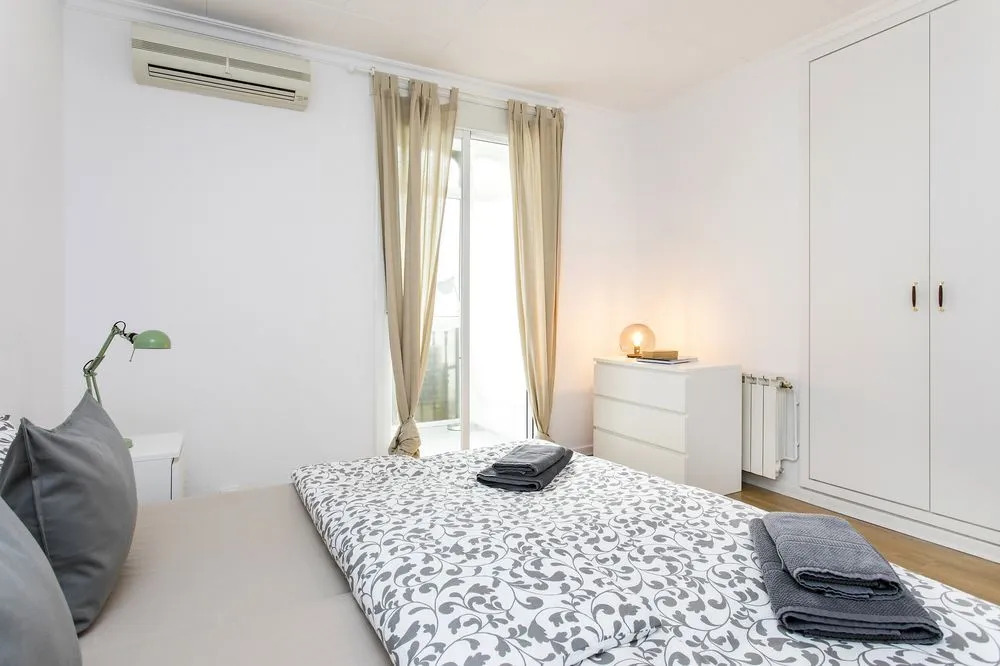 Stunning Apartment Bruc
