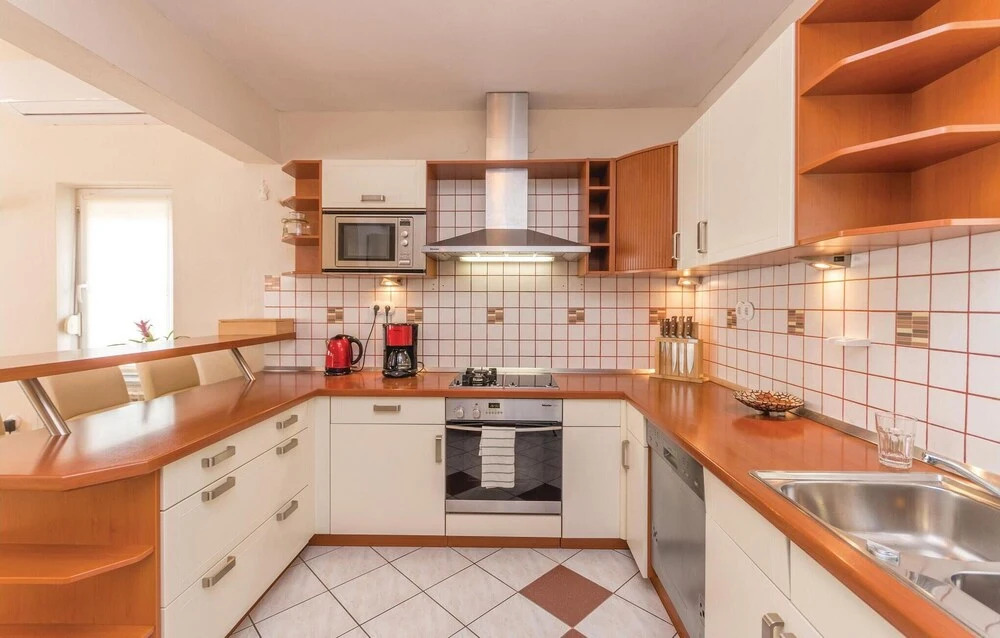 Beautiful Home in Zadar With Outdoor Swimming Pool, Wifi and 4 Bedrooms