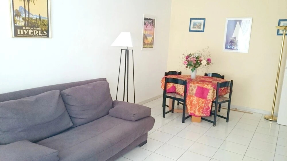 Apartment Rue Leon Gautier