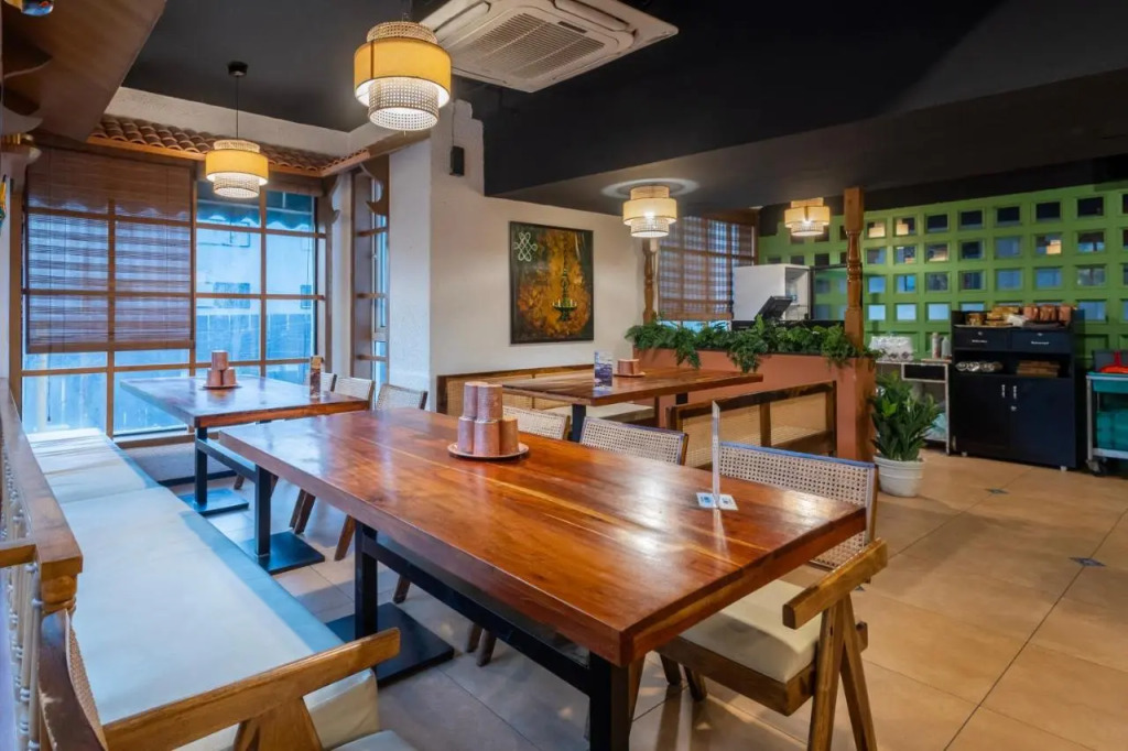 Twin Star Hotel