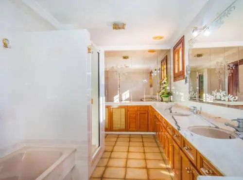 Villa Perles