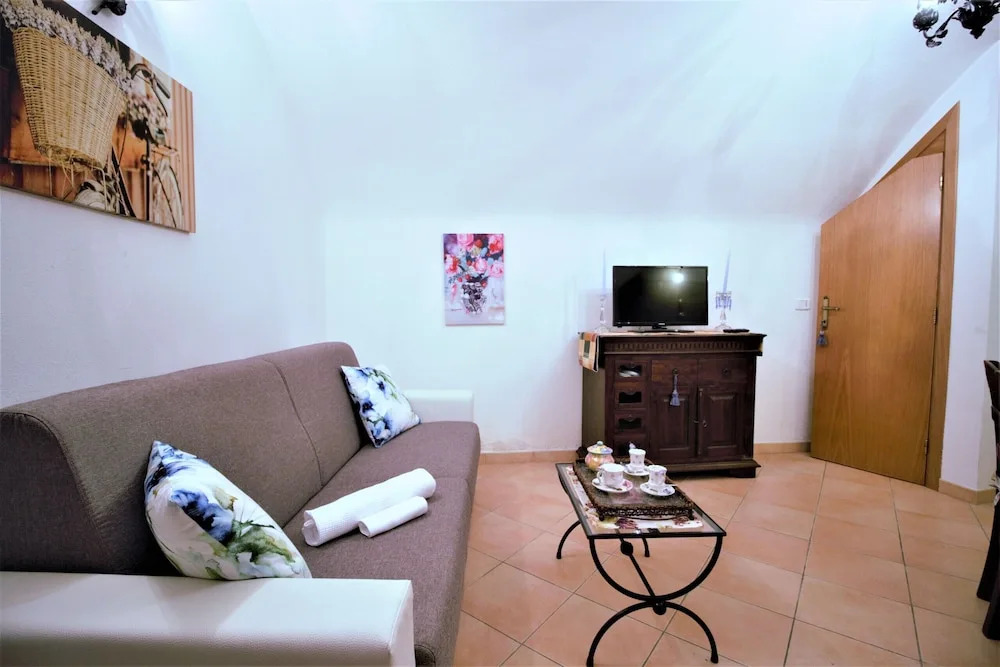 Holidaycasa Rinaldo - A due Passi dal Mare