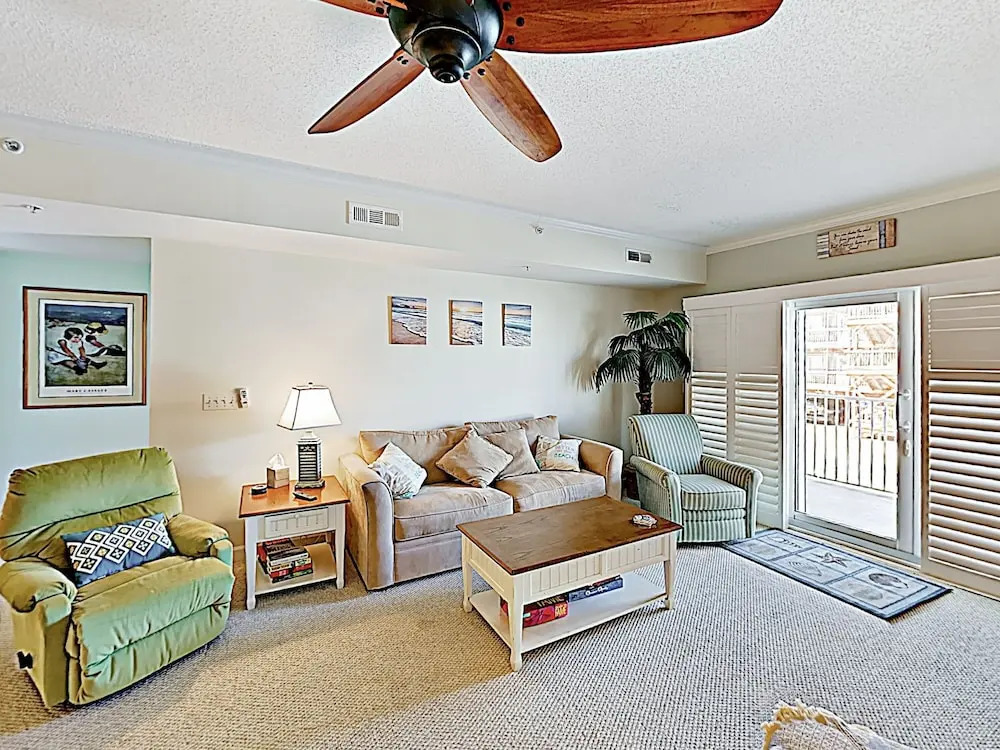 New Listing! Ocean-view W/ Pool - Near Beach 3 Bedroom Condo