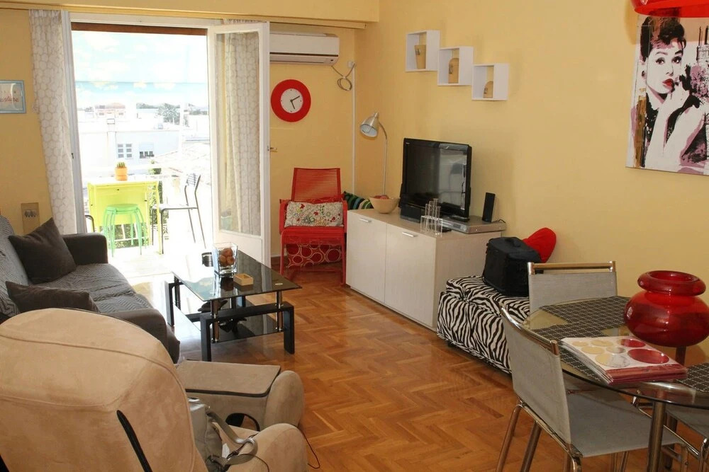 Colorful apartment in Athens!