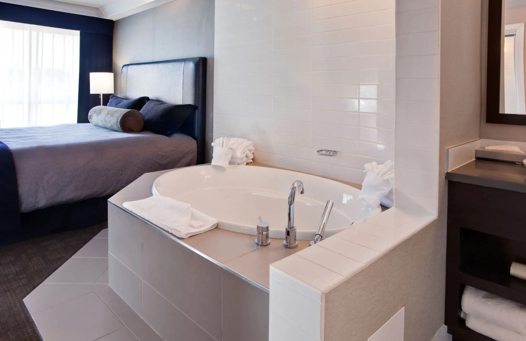 Sandman Signature Prince George Hotel