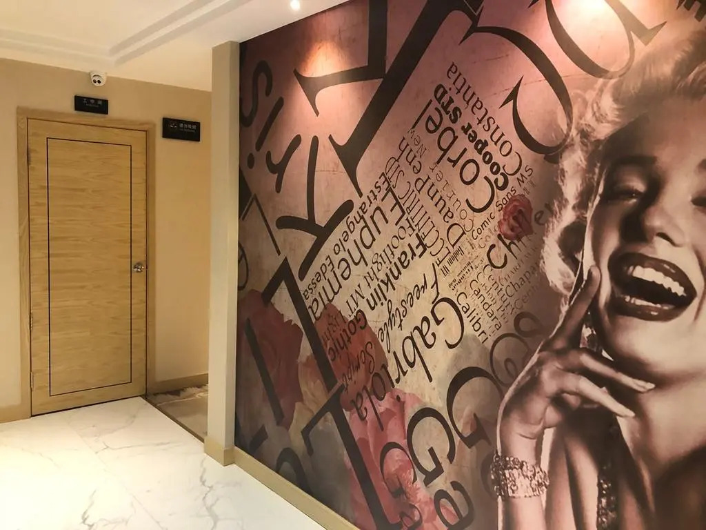 St. Moritz Business Hotel