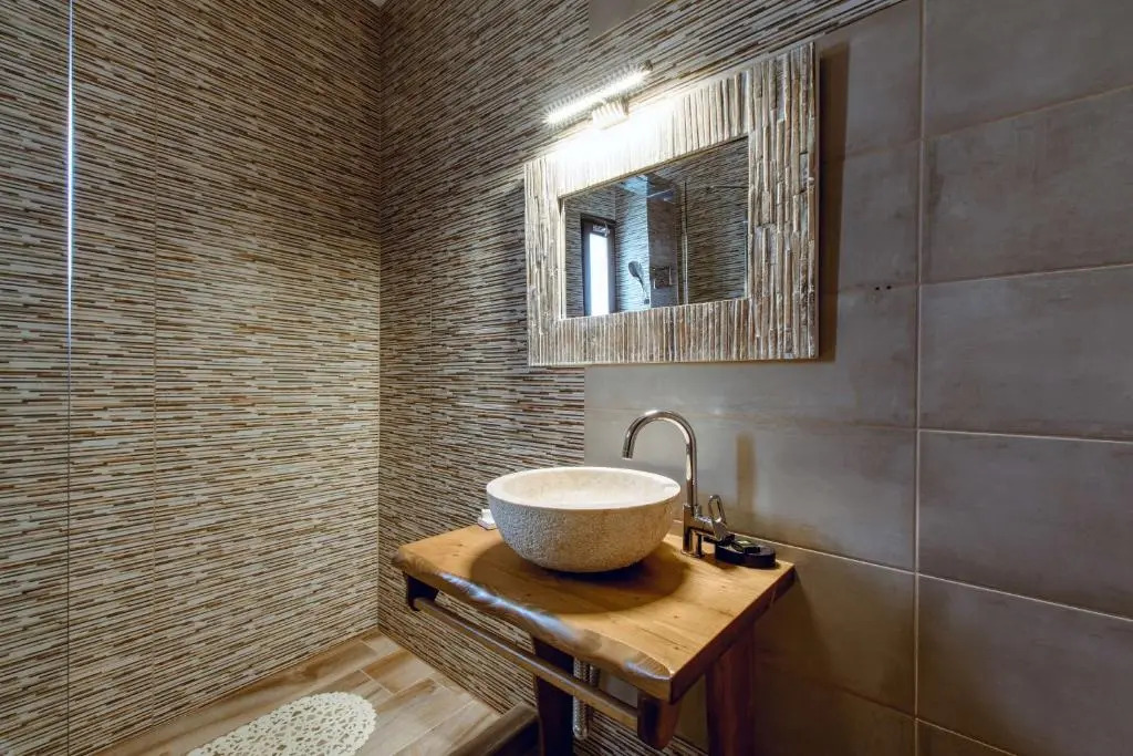 Deluxe Suites