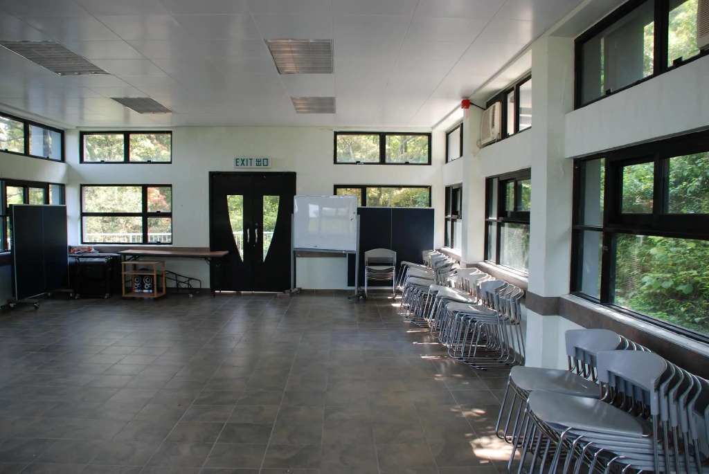 YHA Sze Lok Yuen Tai Mo Shan Youth Hostel