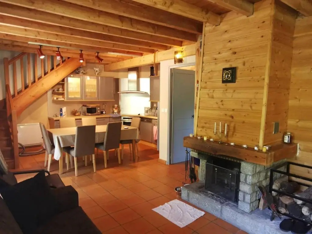 Maison calme avec jardin, 3 chambres, cheminée proche station de ski - FR-1-393-151