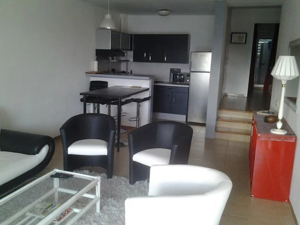 Apartamento Petunias Bl. I Esc 2, 1-2