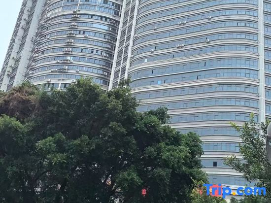 Yunzhi Homestay (Chaoyang Square Sanjie Liangxiang)