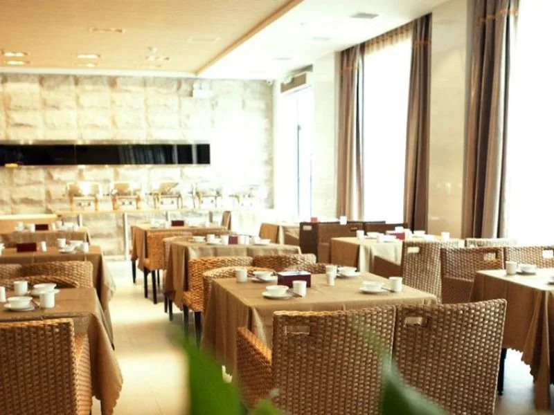 5Yue Inn Linan Branch
