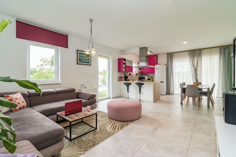 Holiday Home Villa May by Interhome